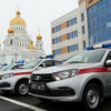 Регионы России получили новые машины скорой помощи и полицейские автомобили